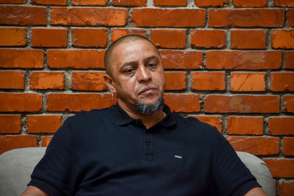 El legendario futbolista brasileño, Roberto Carlos