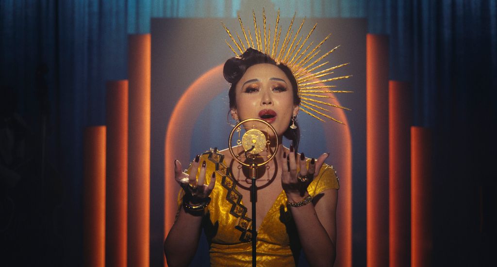 Li Jun Li da vida a Cat Hardy, una enigmática cantante 