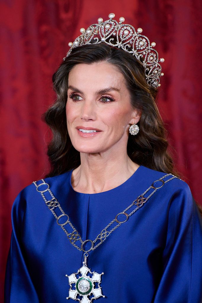 La reina Letizia con la tiara Rusa.