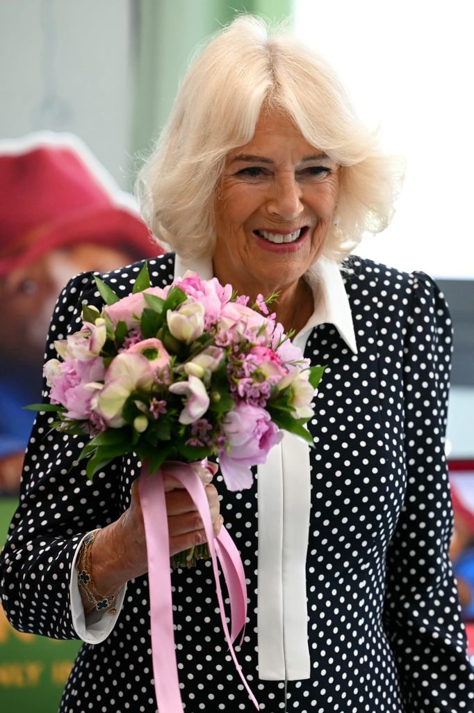 Camilla tiene una aglomeración de planetas en Cáncer, un signo que describe a personas a quienes les gusta cuidar y nutrir a los demás