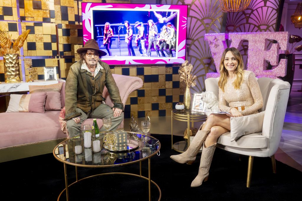 Johnny Depp ofreció una entrevista exclusiva a la presentadora Verónica Lozano.