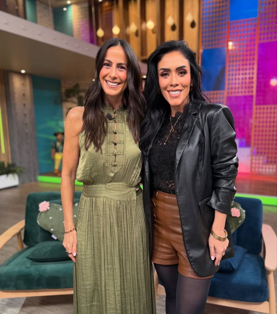 Marichelo Puente con Paulina Mercado en su visita a 'Sale El Sol'.