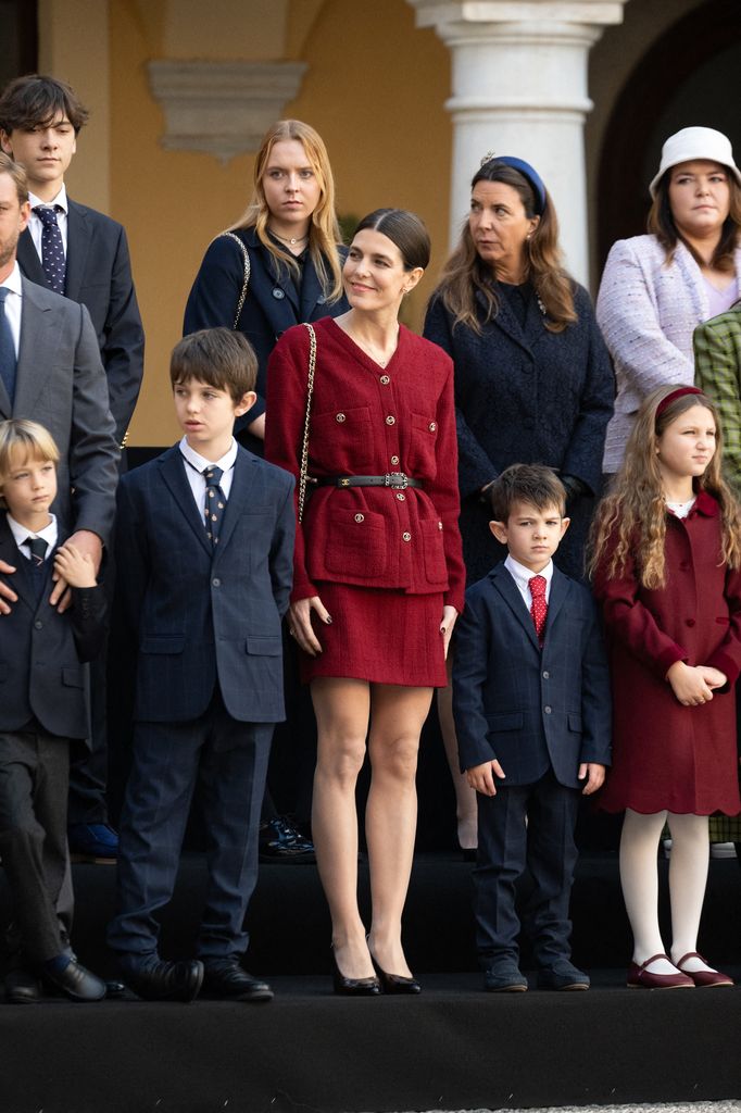 Carlota Casiraghi y sus dos hijos