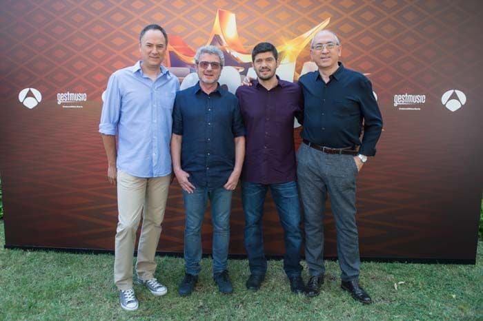 Los Lobos Boom! 