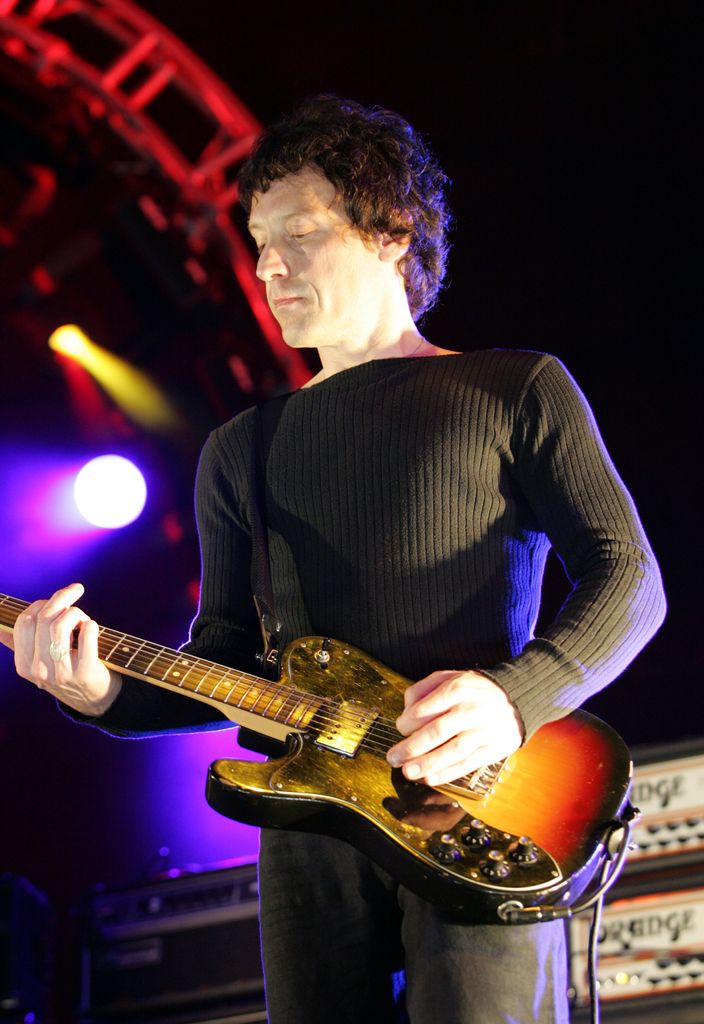 Perry Bamonte de The Cure en el 2004 