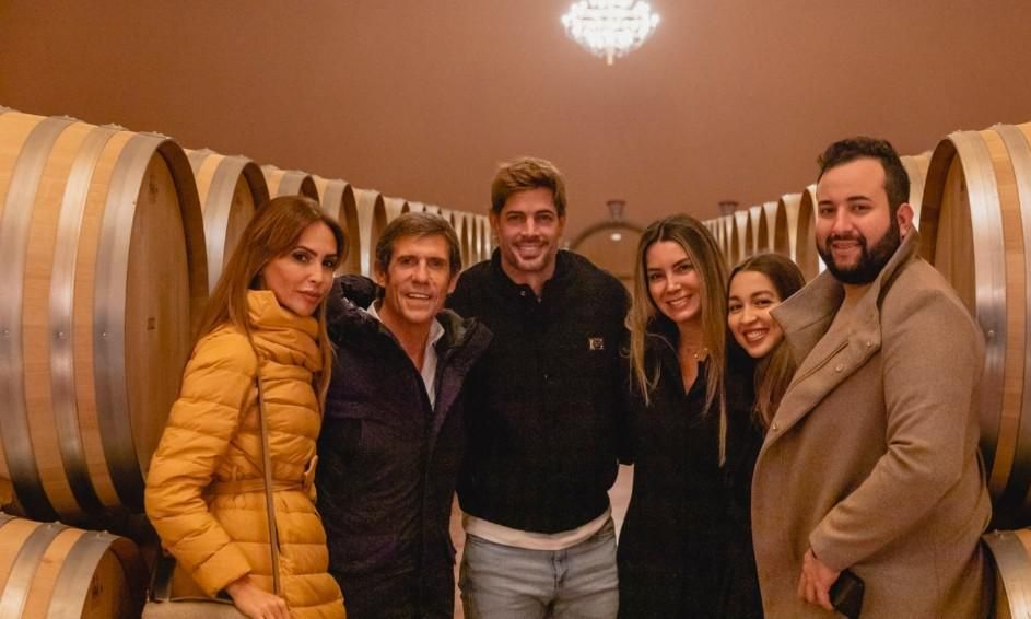 William Levy y Elizabeth Gutiérrez en Bodegas Emilio Moro