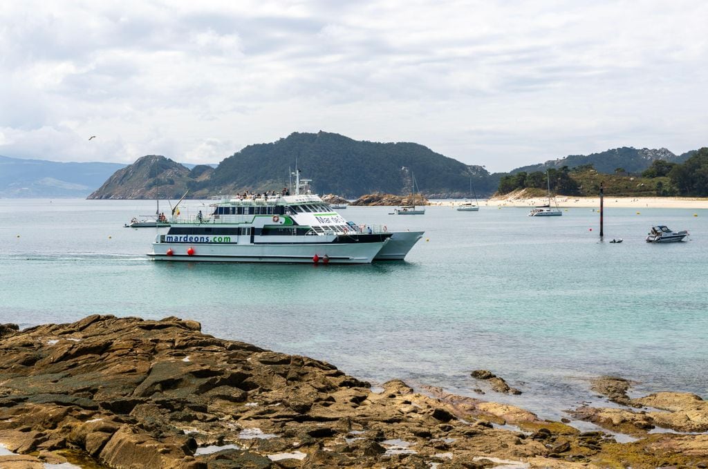 Barco que hace la travesía a la isla de Ons, Pontevedra