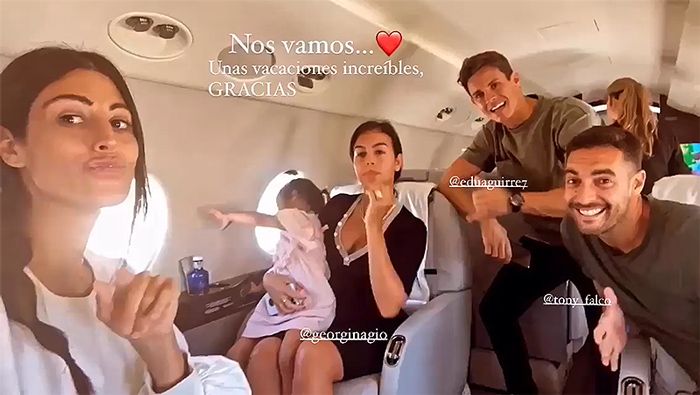 Georgina con amigos