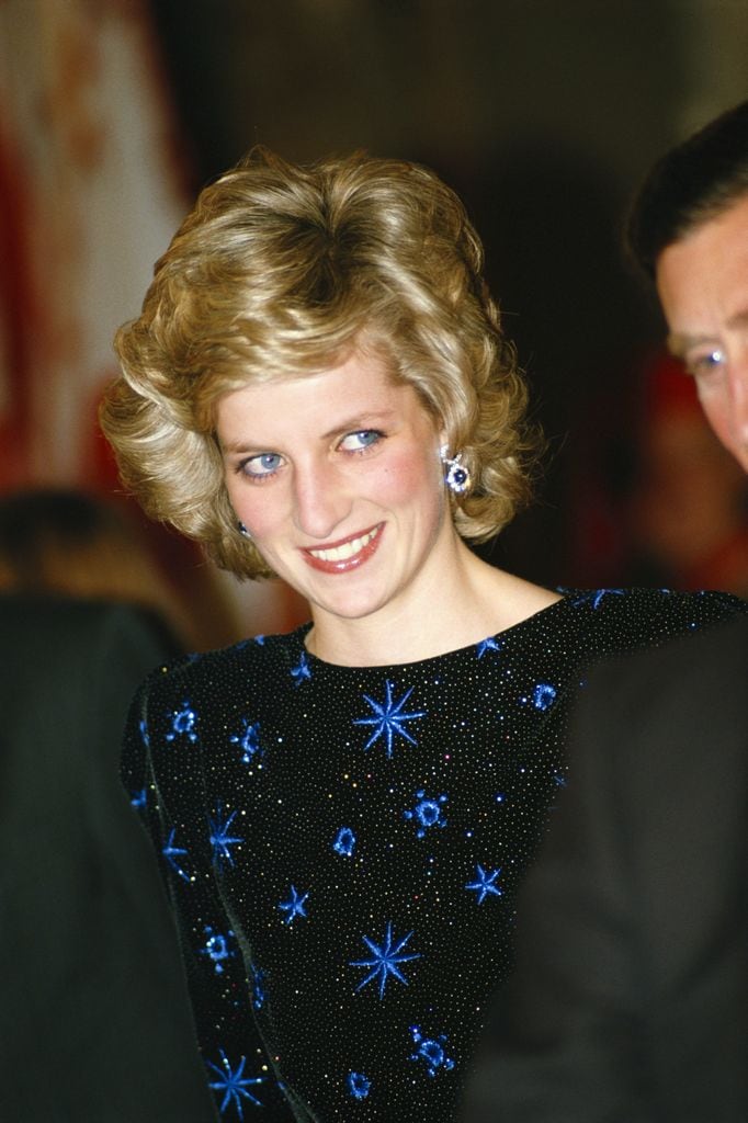 El mito que esconde el vestido de más de 1 millón de euros con el que Diana de Gales cambió la moda en 1985