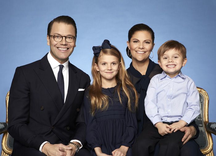 Victoria, Daniel, Estelle y Oscar de Suecia 