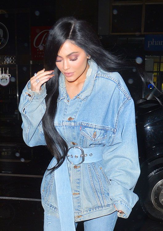 Kylie Jenner en una de sus salidas nocturnas por Los Ángeles