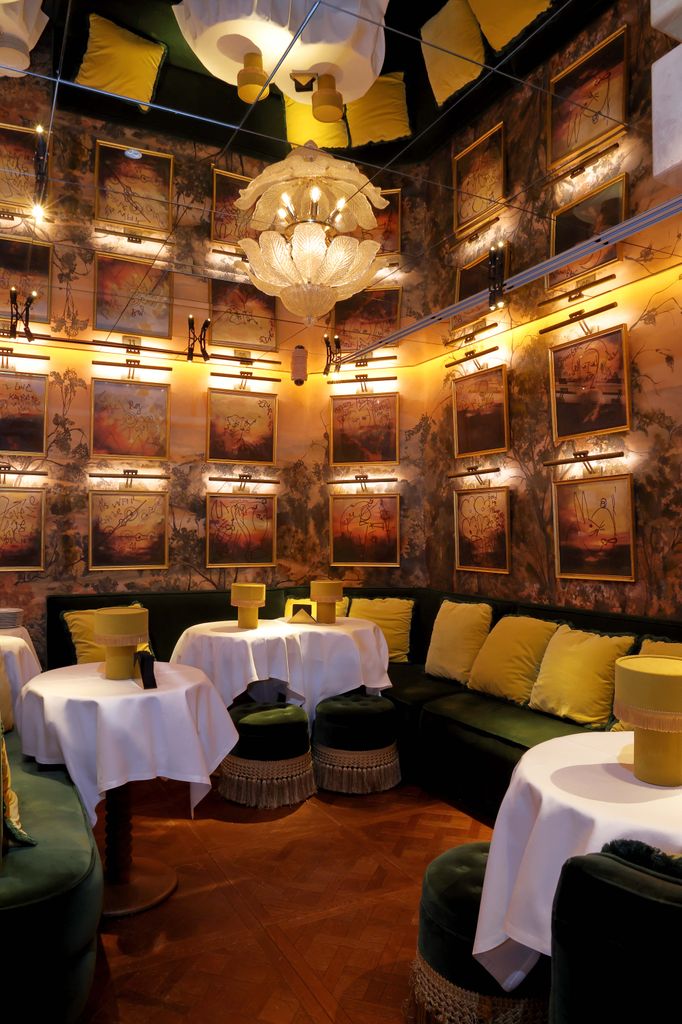 El karaoke de Manero es un espacio único en el que la diversión está garantizada.