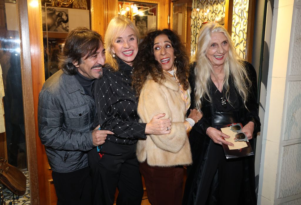 Antonio Carmona, Mariola Orellana, Rosario Flores y Marianne Nilsen