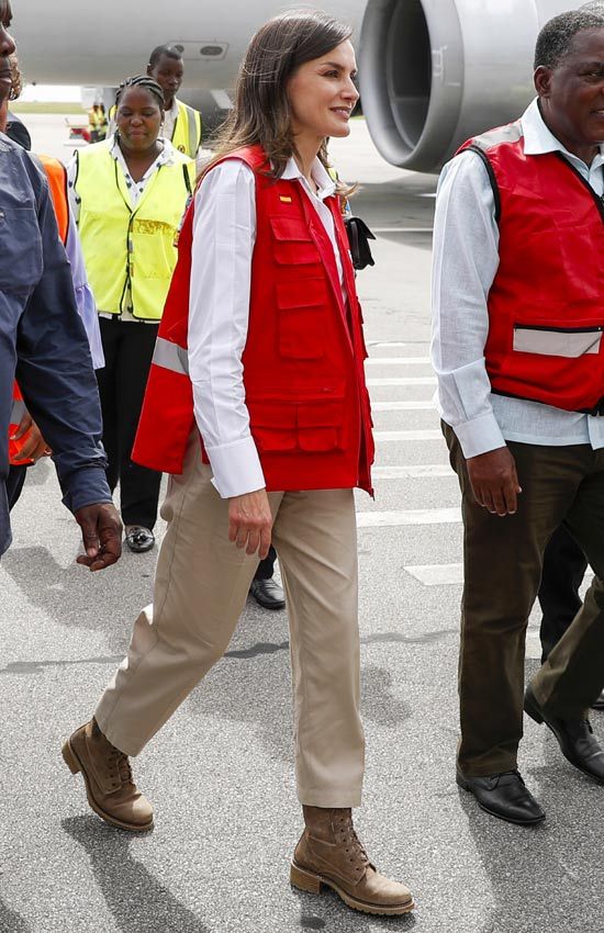 Reina Letizia con botas Panama Jack