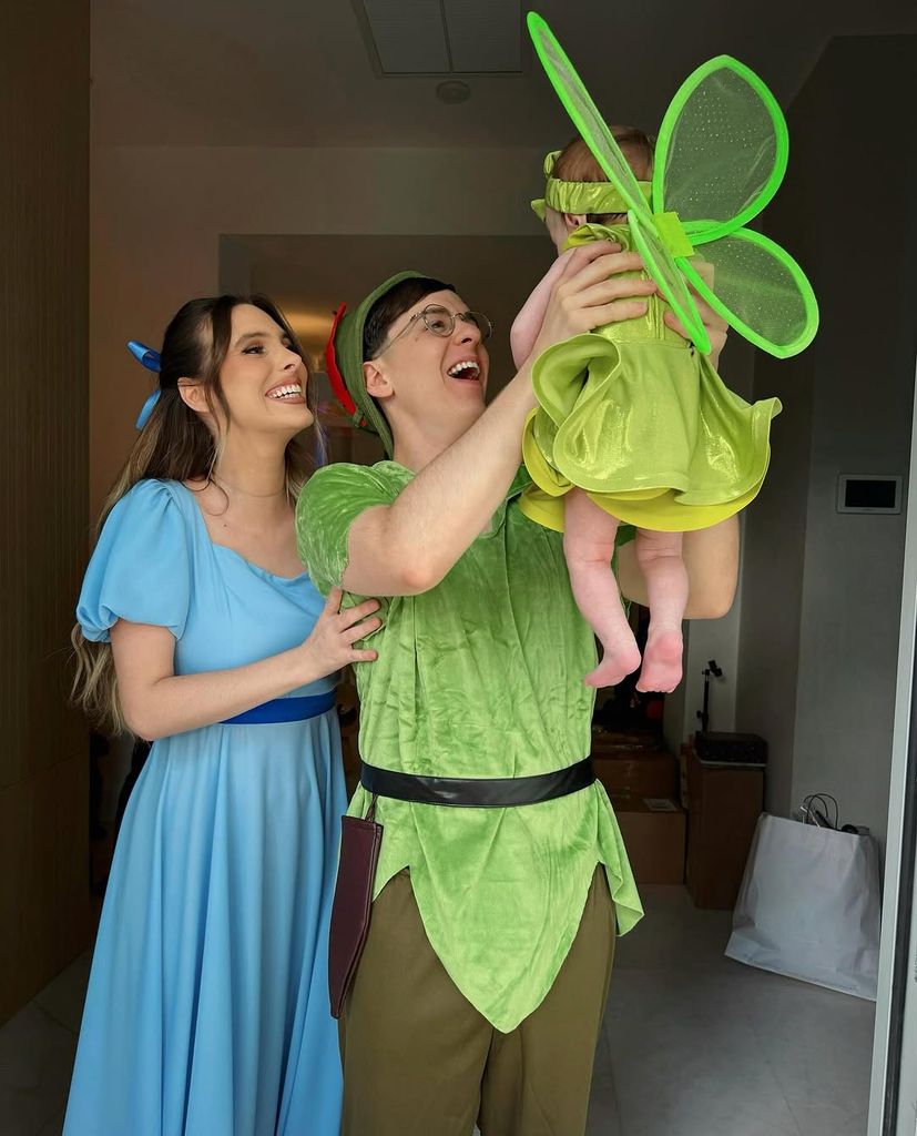 Lele Pons y Guaynaa están fascinados con su bebé, redescubriendo las fechas más divertidas del año a su lado.