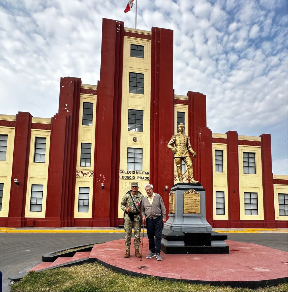 El Colegio Militar Leoncio Prado, escenario de su afamada obra  'La ciudad y los perros'