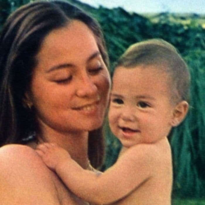 La adorable foto de Tamara Falcó de bebé en brazos de su madre