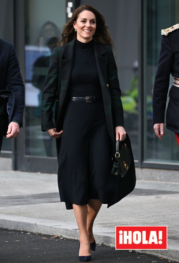 Kate Middleton con abrigo de cuadros