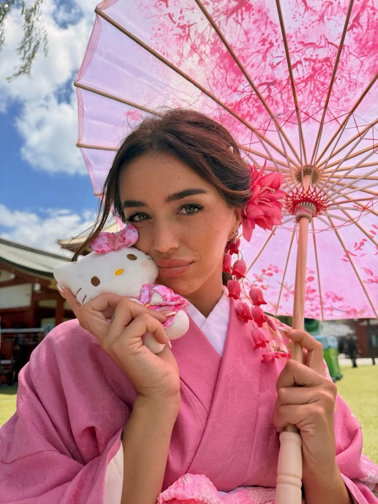 La cantante ha compartido fotos en sus redes sociales del viaje en pareja a Japón