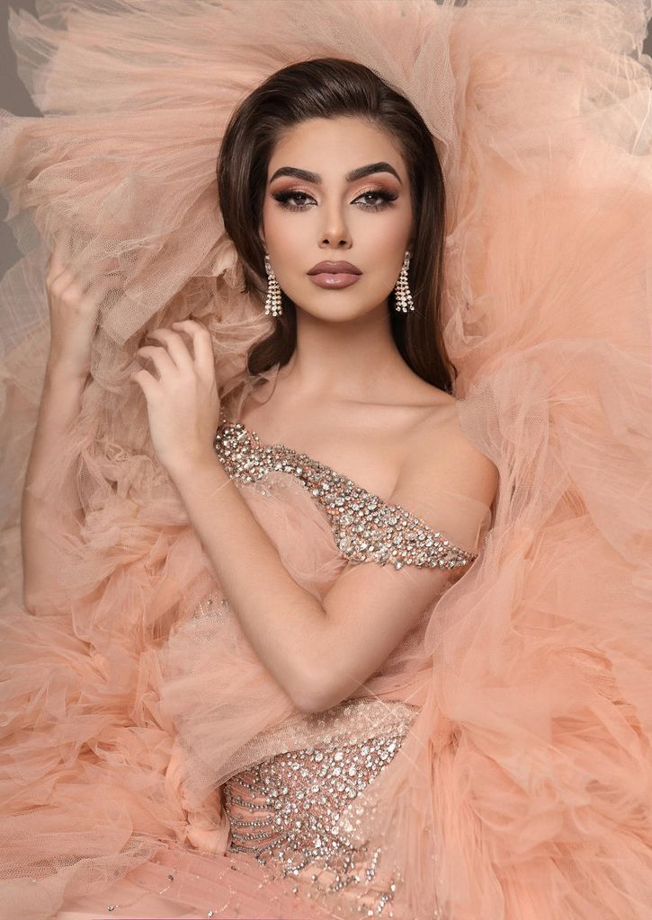 Corina Mrazek