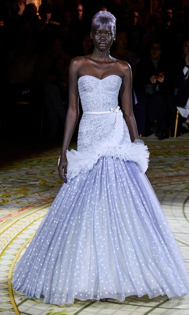 viktor amp rolf la rom ntica propuesta de su colecci n primavera verano2023