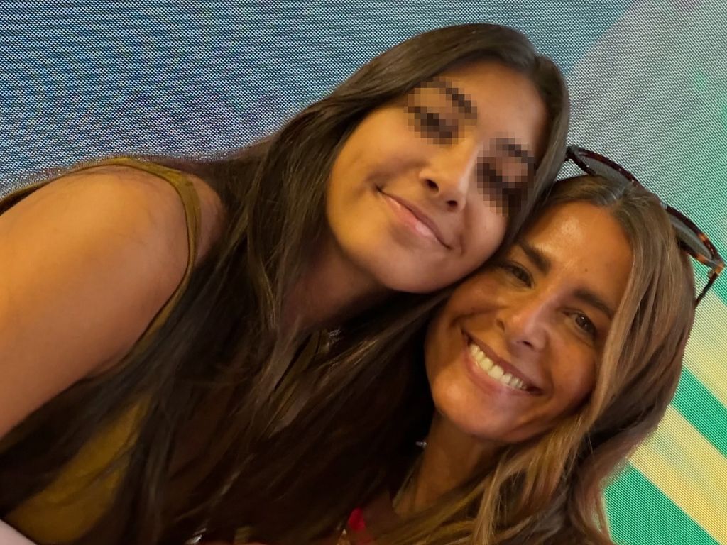 Nuria Roca con su hija Olivia, de 15 años