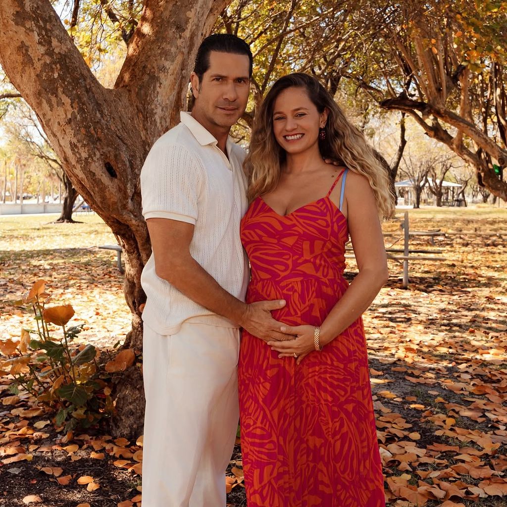 Gregorio Pernía y Erika Farfán dieron a conocer la noticia de su embarazo en abril pasado. 