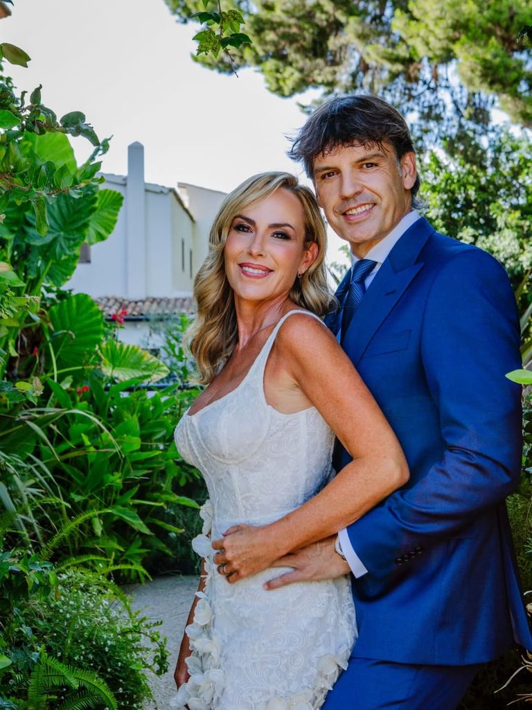 Fernando Morientes, junto a su mujer, Victoria López