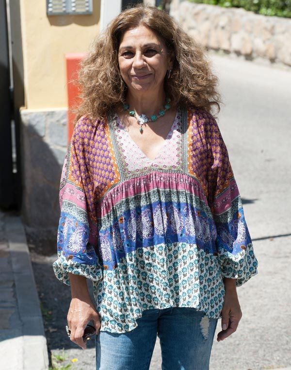 La artista cumplió 57 años arropada por su familia, ya que es el primer cumpleaños que celebra tras su separacion de Pablo Durán

