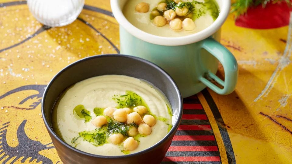 Crema de puerros y garbanzos
