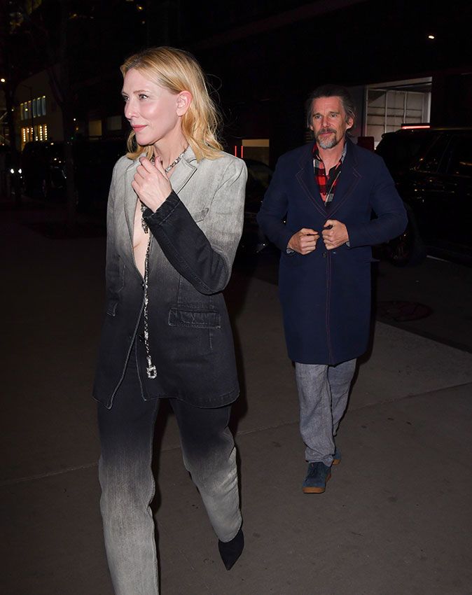 Cate Blanchett sin su anillo de boda