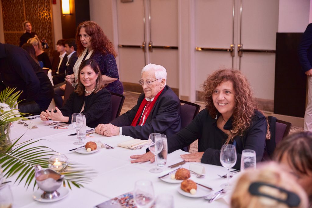 Cena Solidaria Miami Padre Ángel