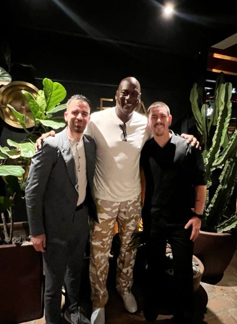 Michael Jordan también ha visitado el restaurante Leña de Marbella. 