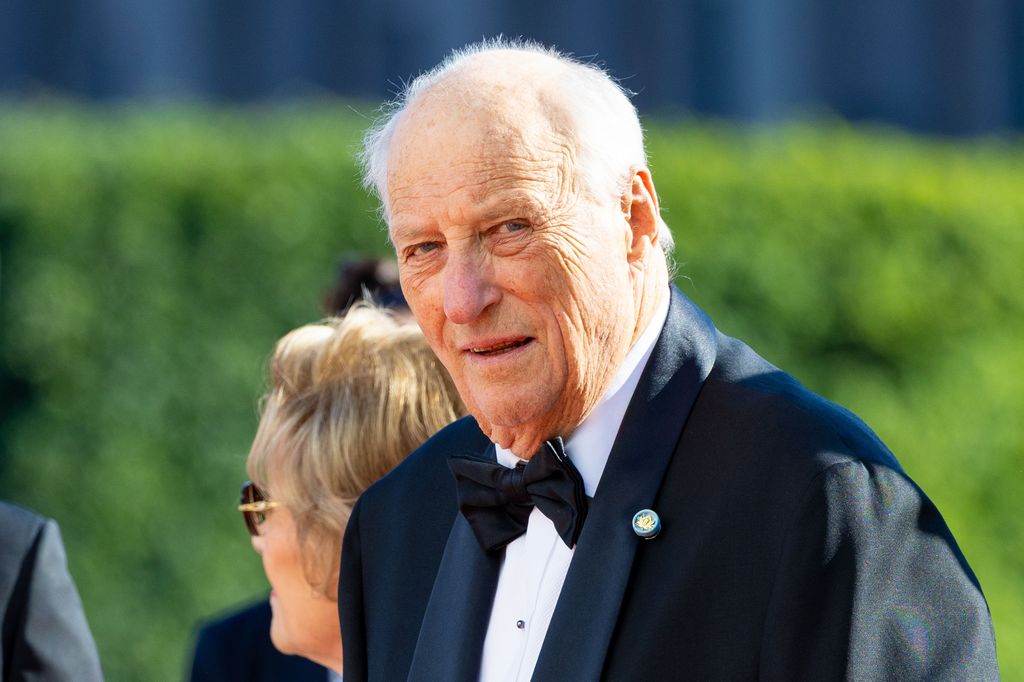 El rey Harald de Noruega, de 89 años, lleva diez días hospitalizado después de que una anemia hemolítica y posteriores complicaciones obligaran a su ingreso