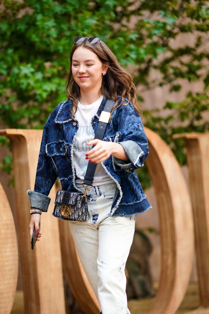 Alejandra de Hannover con look de Dior