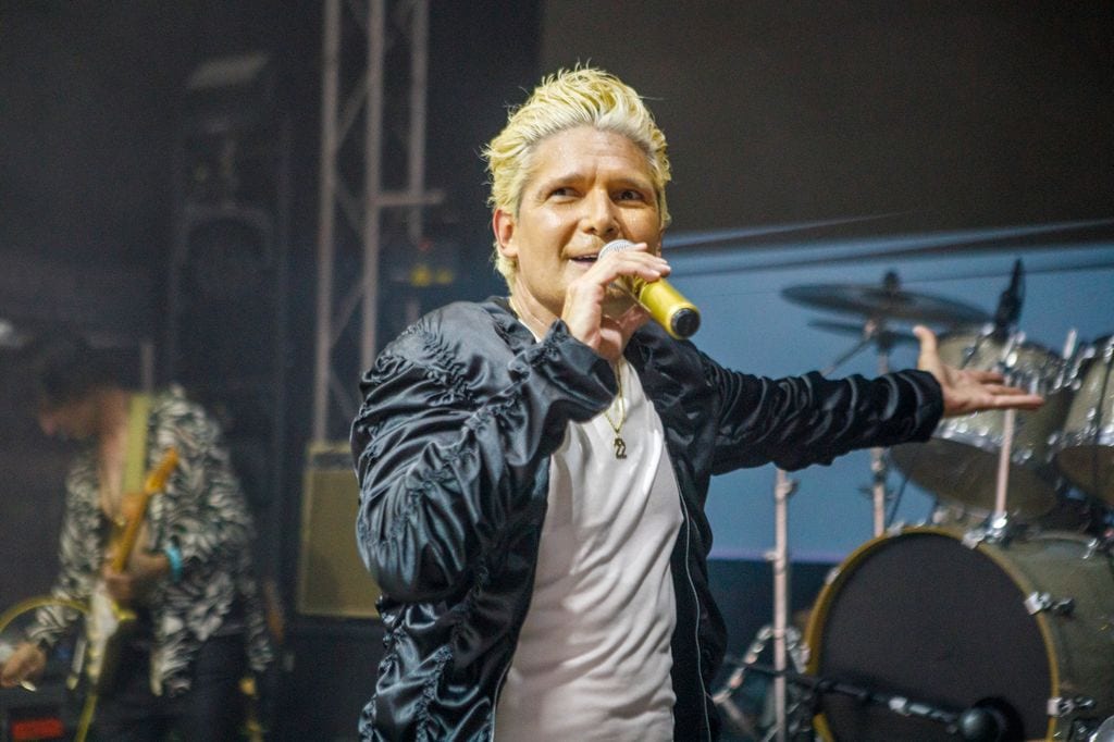 Corey Feldman cantando en julio de 2025 