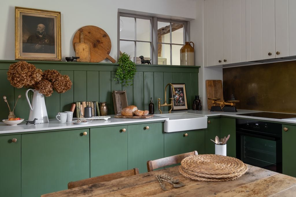 Cocina rústica verde