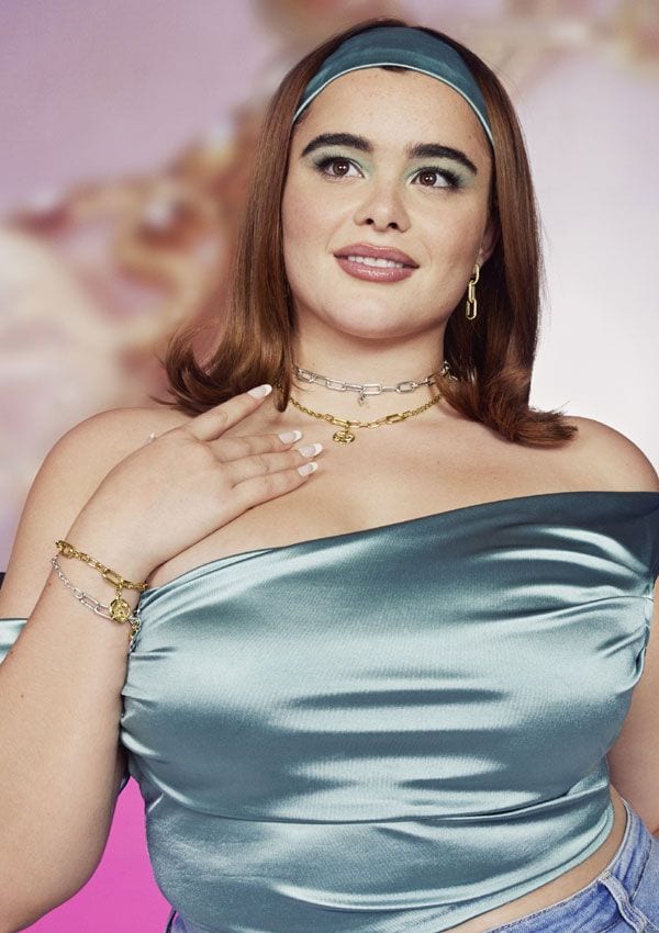 Pandora lanza su nueva línea de la colección Pandora Me con Barbie Ferreira