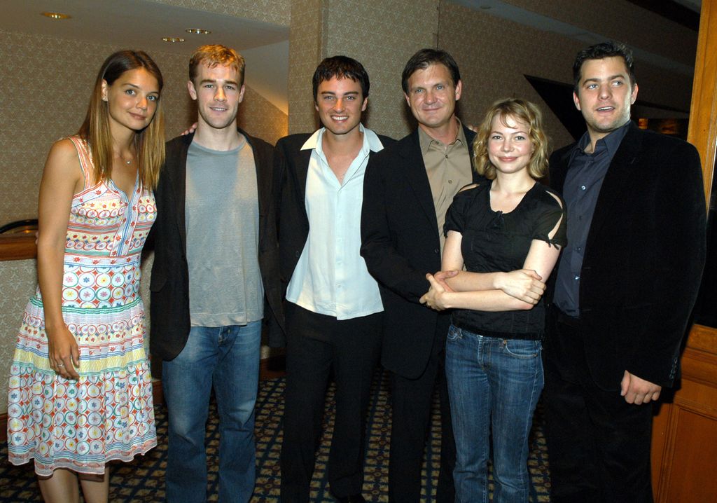 El reparto de 'Dawson Crece', de izquierda a derecha: Katie Holmes, James Van Der Beek, Kerr Smith, Michelle Williams y Joshua Jackson 