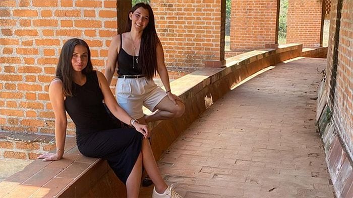 Ana de Armas y Claudia Muma