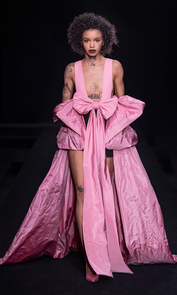 le club couture es el nombre de la colecci n primavera verano 2023 de valentino