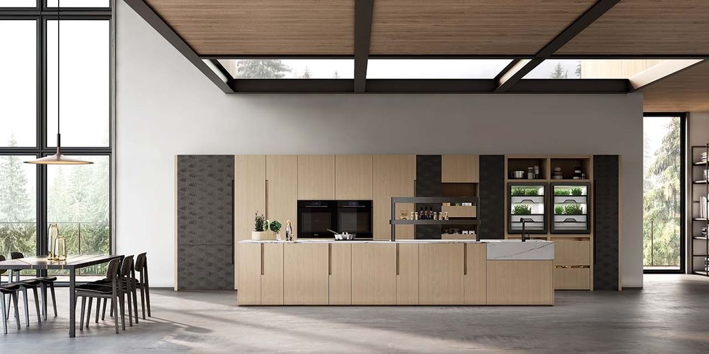 Cocina con muebles de madera clara