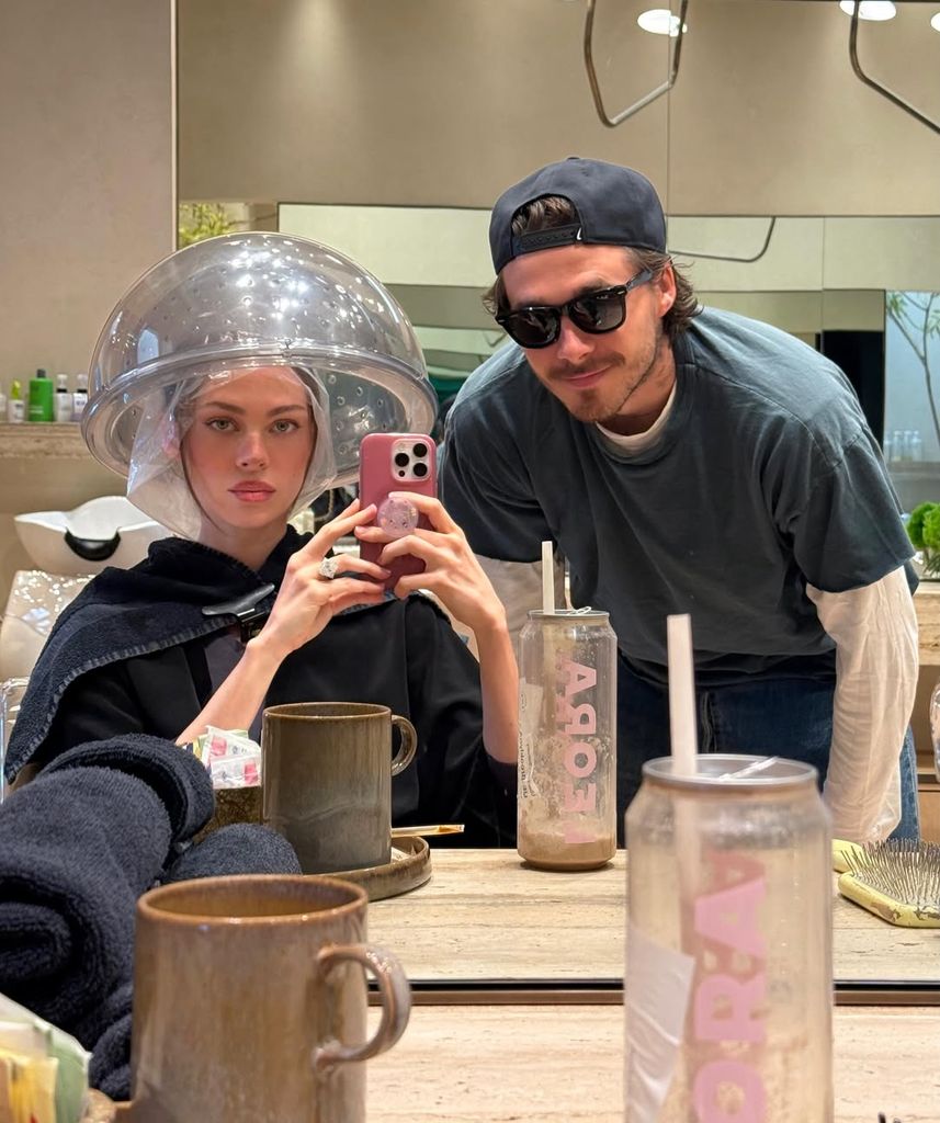 Nicola y Brooklyn, en la peluquería