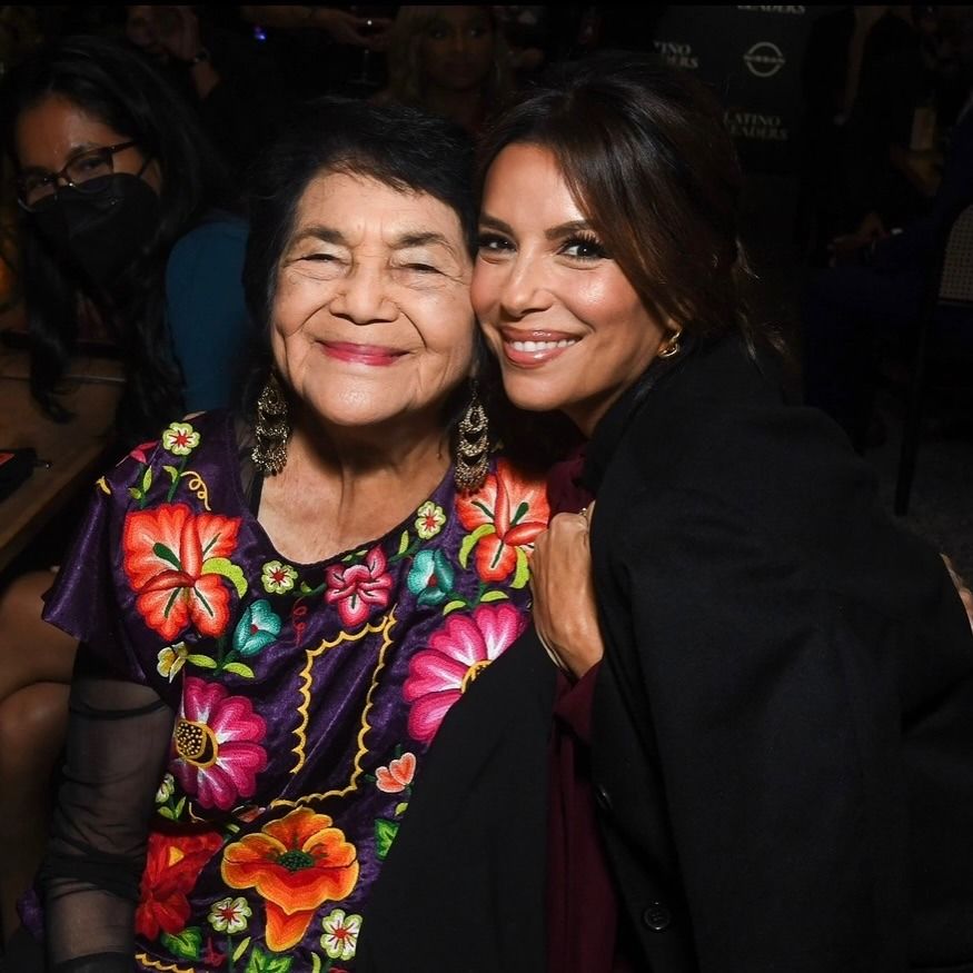 Dolores Huerta y Eva Longoria, en una imagen compartida en las redes sociales de la actriz