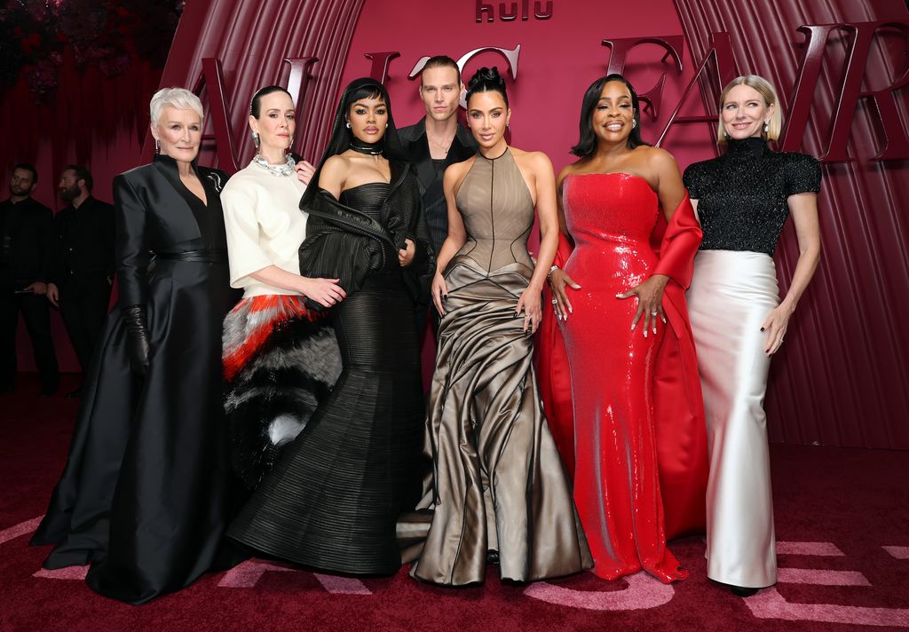 Glenn Close, Sarah Paulson, Teyana Taylor, Matthew Noszka, Kim Kardashian, Niecy Nash-Betts y Naomi Watts en la premiere de All´s Fair.