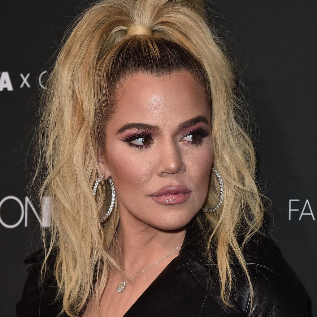 Khloe Kardashian en el evento de lanzamiento de colaboración Fashion Nova x Cardi B
