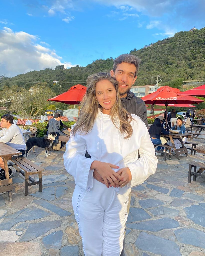 Daniella Álvarez y Lenard Vanderaa habían contado a HOLA! Américas que tenían planes de pasar por el altar y formar una familia
