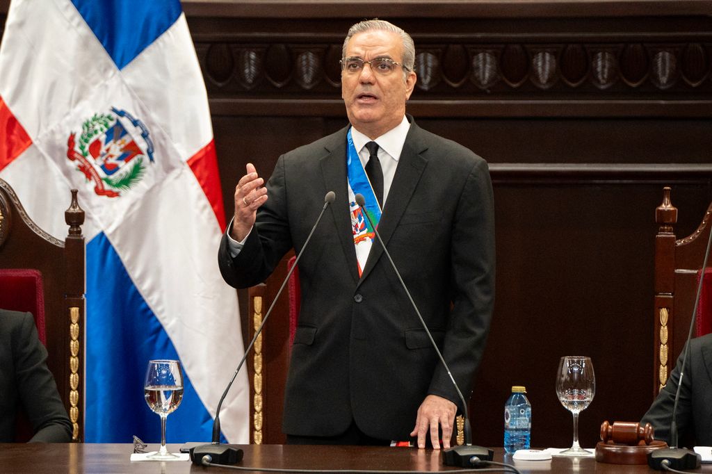 Luis Abinader declaró luto nacional de tres días en República Dominicana.