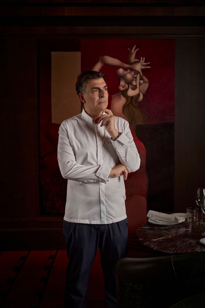 El chef Ramón Freixa en su restaurante. 