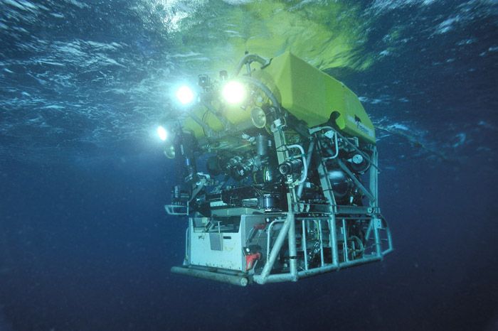 robot submarino Victor 6000